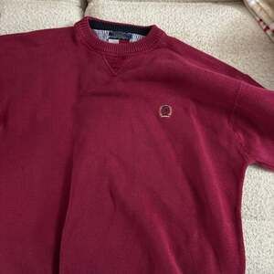 Vintage 90s Tommy Hilfiger Red Cotton Knit Sweater Lions Crest Logo XL